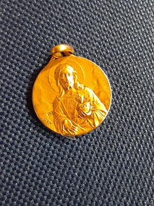 SOLD Sacred Heart Medal 22 carat Rolled Gold, French FIX, Circa 1910, 2.2 centimetre diameter, 2.2 grams Rare Our Lady of the Rosary Medal