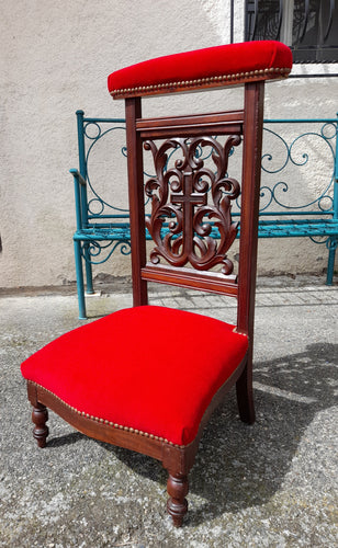 Antique Prayer Chair From Lourdes, Walnut French Prie Dieu, Circa 1860, Beautiful Condition, Professionally Restored