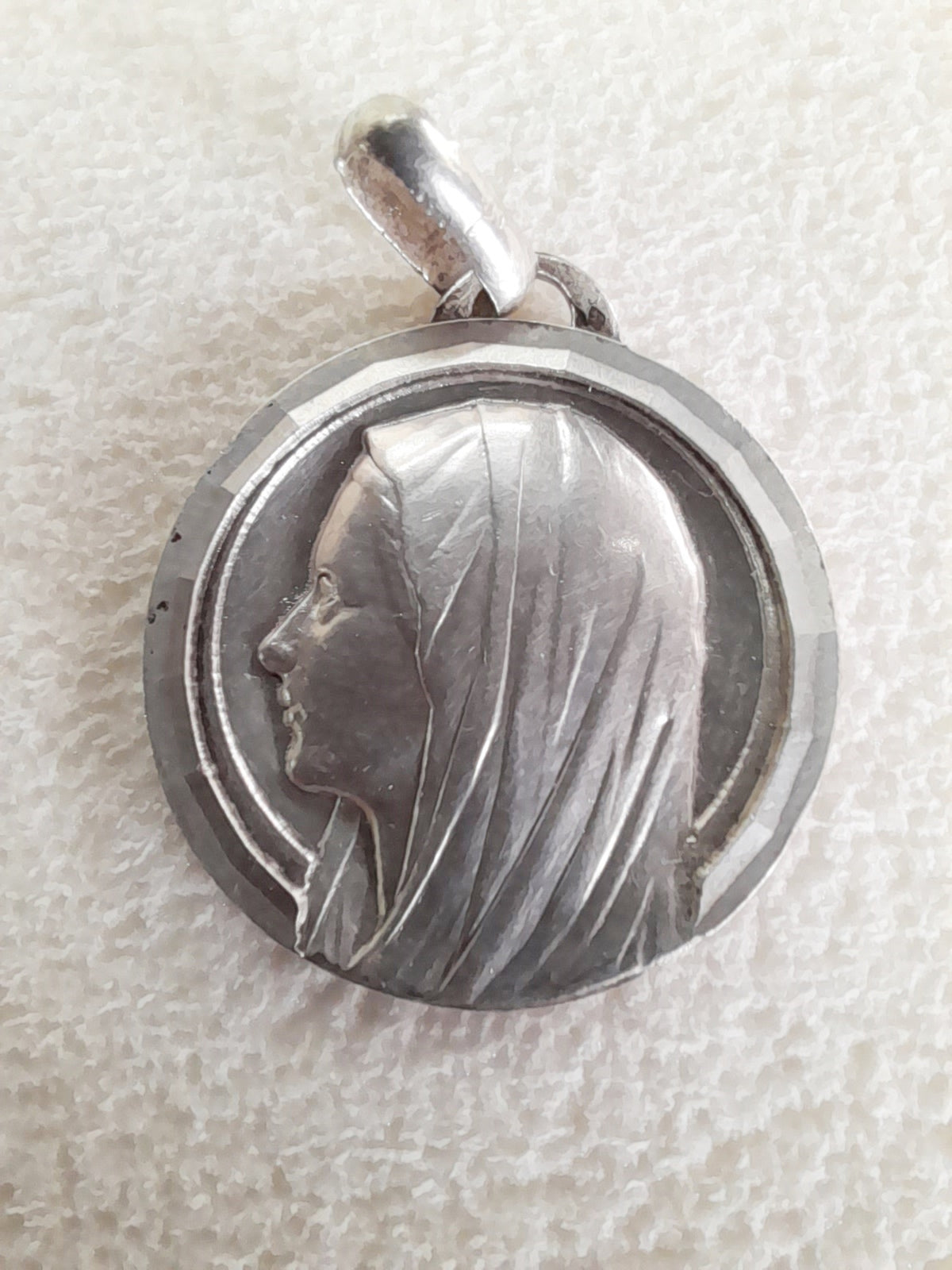 Antica medaglia in argento di Lourdes di Jean Blanche, 3 cm, c. 1880