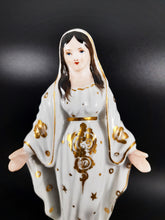 Load image into Gallery viewer, Virgin Mary Wedding Statue, French Porcelain De Paris, Circa 1870, Rare Example, Excellent Condition, 21.4 CM Tall