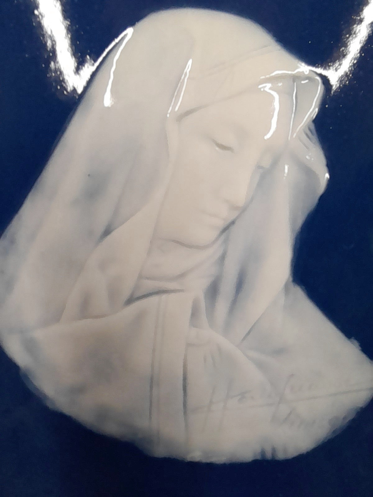 Unsere Liebe Frau von der Immerwährenden Trauer und Die Passion Christi von Marcel Chaufriasse, Pate-Sur-Pate-Plaketten, seltenes signiertes Paar