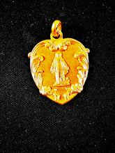 Laden Sie das Bild in den Galerie-Viewer, Antique Miraculous Medal Pendant – 22ct Rolled Gold French FIX, c.1890, 2.5 x 2.5cm, 2.5 grams, Perfect Condition