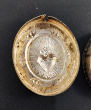 Load image into Gallery viewer, Silver Passion Reliquary of the Column of Flagellation of Jesus Christ Plus 5 Important Relics Circa 1800. Intact wax seal