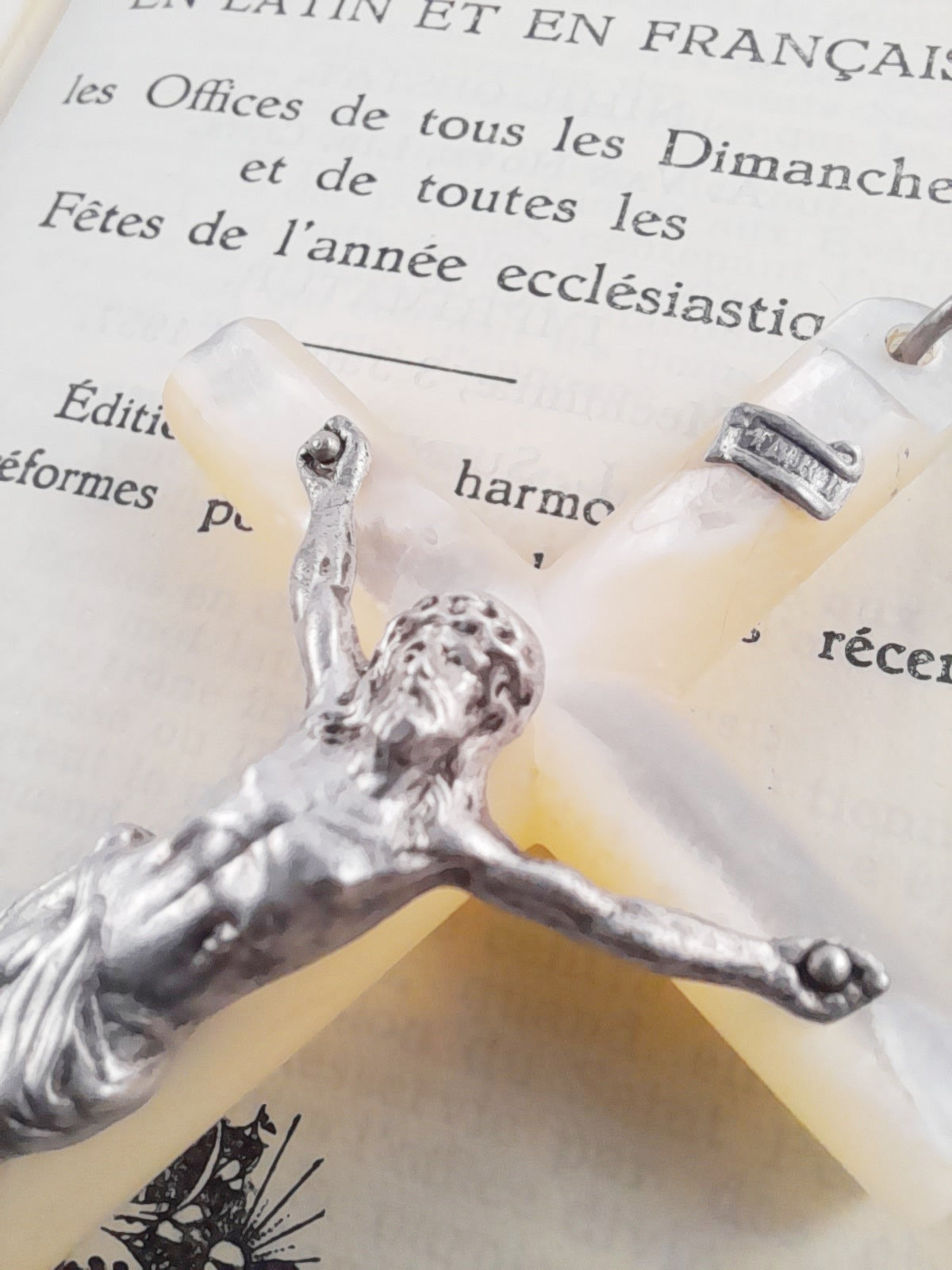 Antique French Mother-of-Pearl Cross with Solid Silver Christ Figure, 8.5 × 4.5 cm, c. 1870