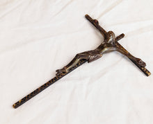 Charger l'image dans la galerie, Art Deco Bronze Corpus Christi on Gilded Bronze Cross signed A. Barbier - circa 1930 18 x 13 Centimetres