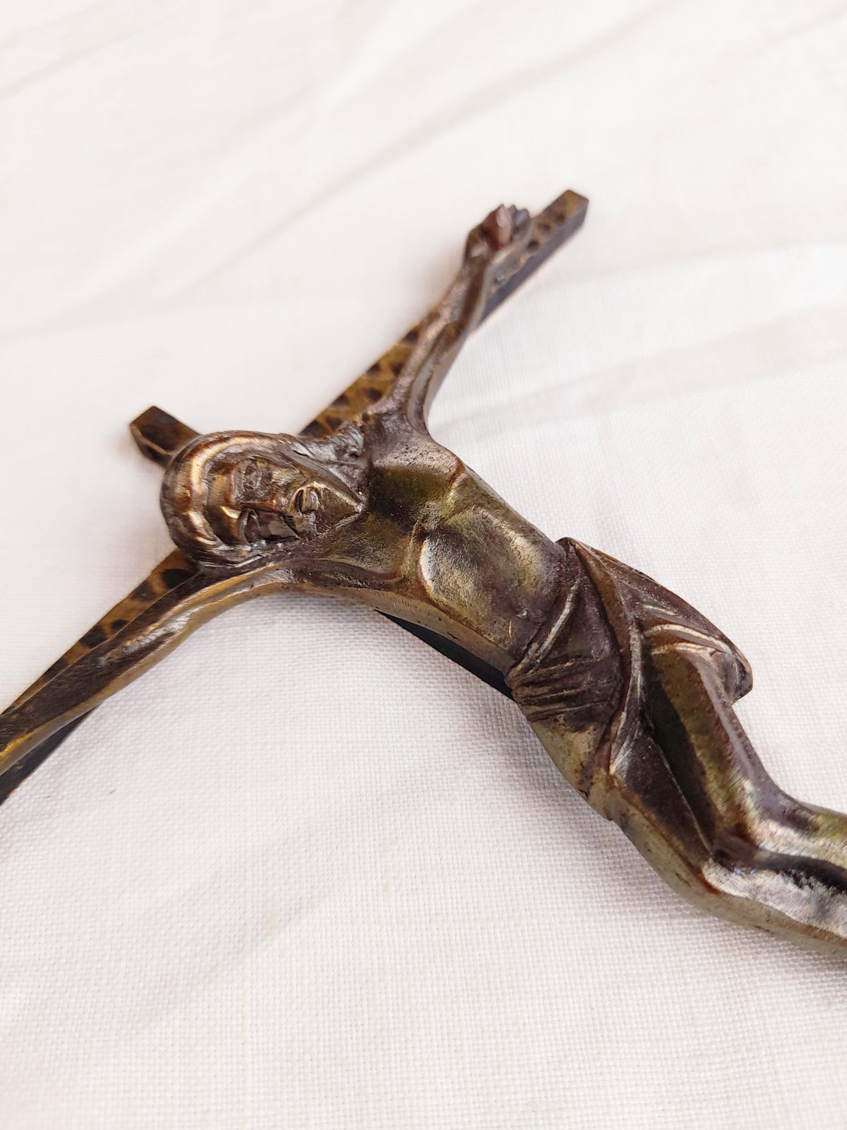 Art Deco Bronze Corpus Christi on Gilded Bronze Cross signed A. Barbier - circa 1930 18 x 13 Centimetres