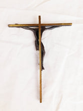 Charger l'image dans la galerie, Art Deco Bronze Corpus Christi on Gilded Bronze Cross signed A. Barbier - circa 1930 18 x 13 Centimetres