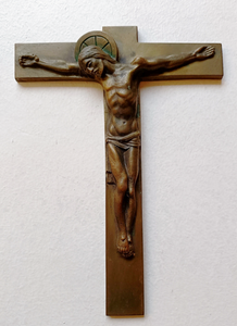 SOLD Art Deco Bronze Wall Crucifix By J. HARTMANN German Sculptor 1920s, Solid Bronze Corpus Christi And Cross 19x14 Centimetres