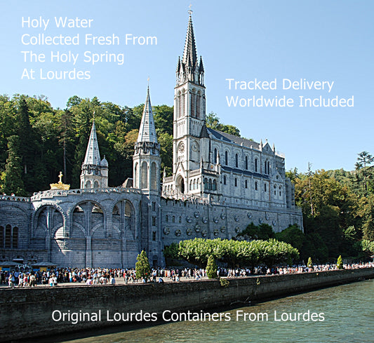 Acqua di sorgente fresca di Lourdes dalla Grotta, Francia