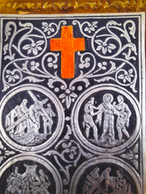 Load image into Gallery viewer, Portable Stations Of The Cross Shrine, Pewter Engravings Set On Tan Leather, Gold Blocked, Beautiful Condition