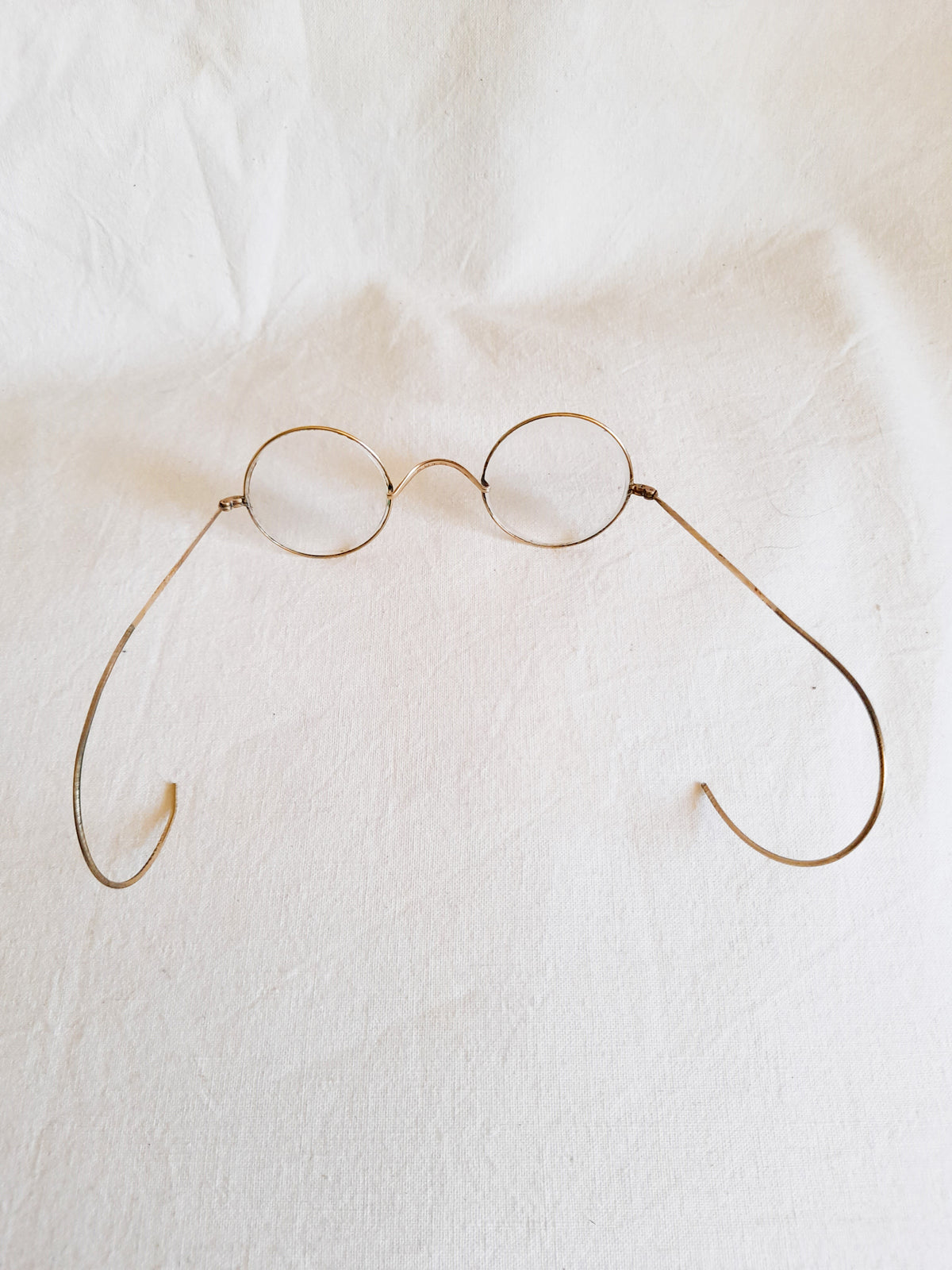 Gafas francesas antiguas con montura de alambre chapada en oro, Rouzier de Tarbes, estuche original, c. 1890