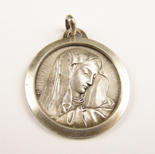 Vintage Mother of Sorrows Silver Medal by Jean Balme, 2.5 cm, with 18-Inch Chain