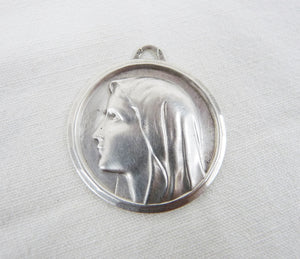 Silver Lourdes Medal By Jean Blanche of Paris Circa 1880, 3 centimetres Diameter, 10.1 grams, Plus New 925 Silver Chain